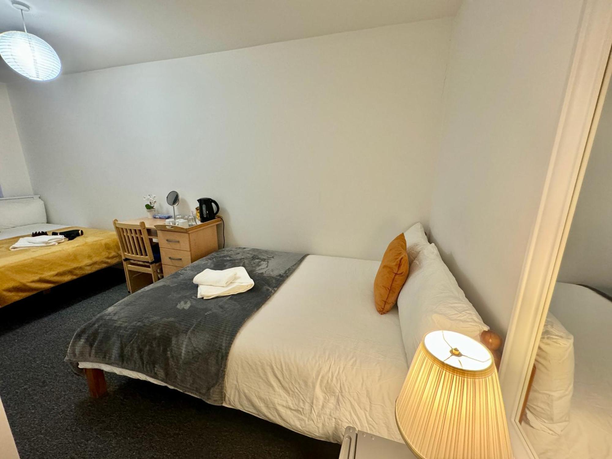 Cosmopolitan Comfort Private Bedrooms In Euston 106 London Eksteriør billede