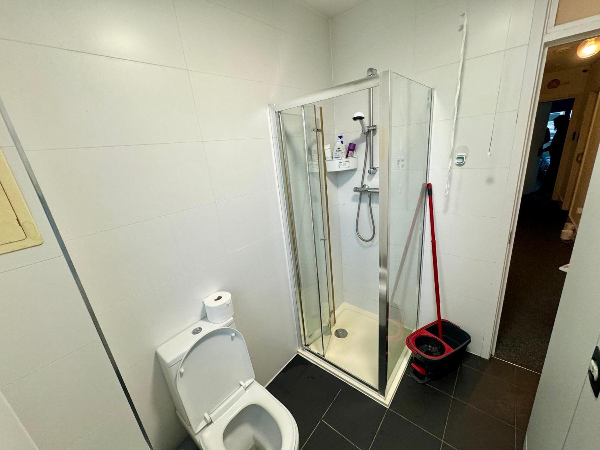 Cosmopolitan Comfort Private Bedrooms In Euston 106 London Eksteriør billede