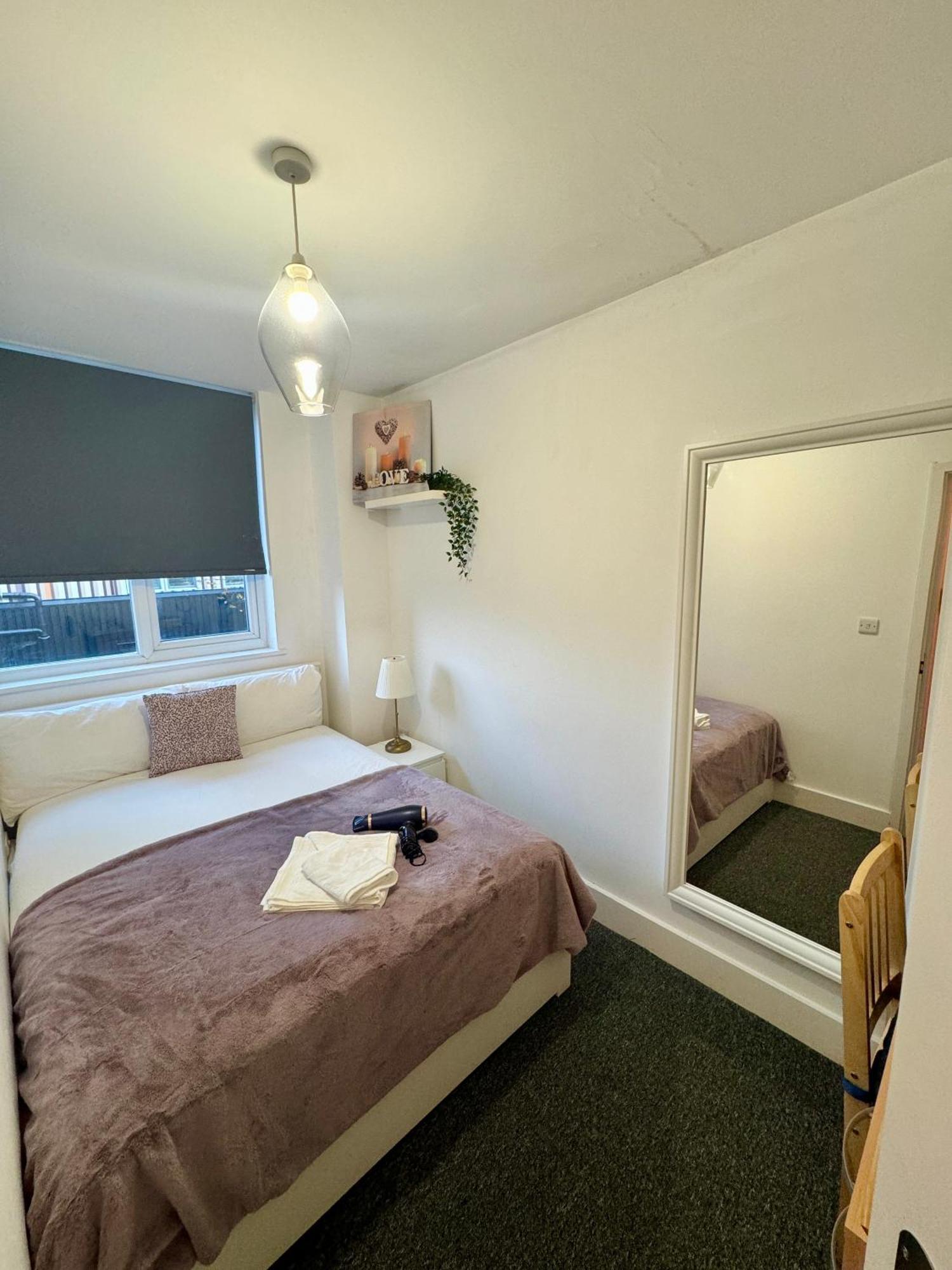 Cosmopolitan Comfort Private Bedrooms In Euston 106 London Eksteriør billede