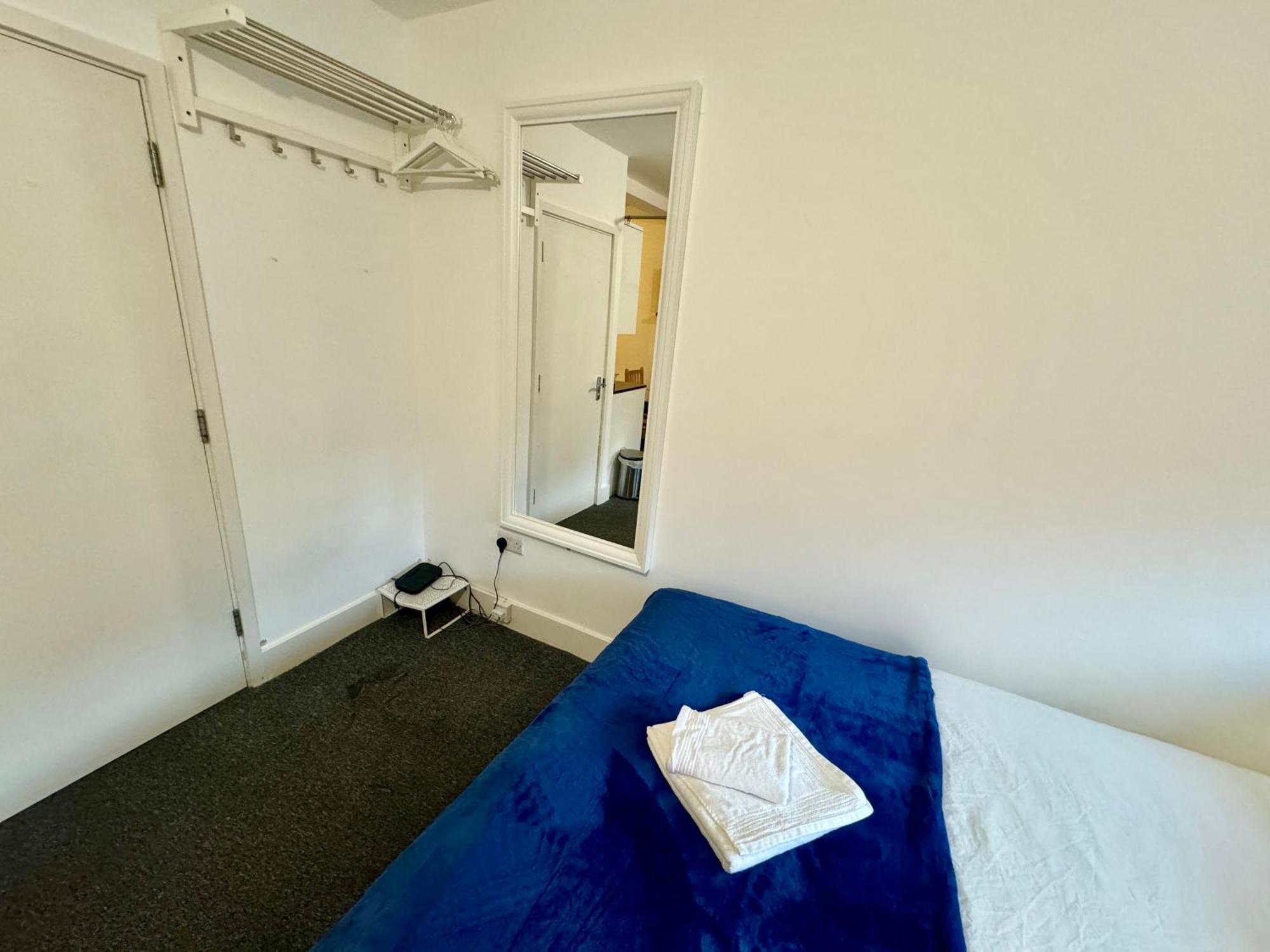 Cosmopolitan Comfort Private Bedrooms In Euston 106 London Eksteriør billede